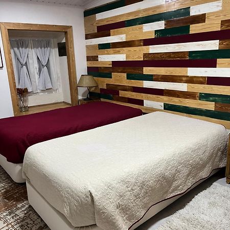 托马尔Pe Do Castelo Casinha - Pet Friendly & Garage别墅 外观 照片