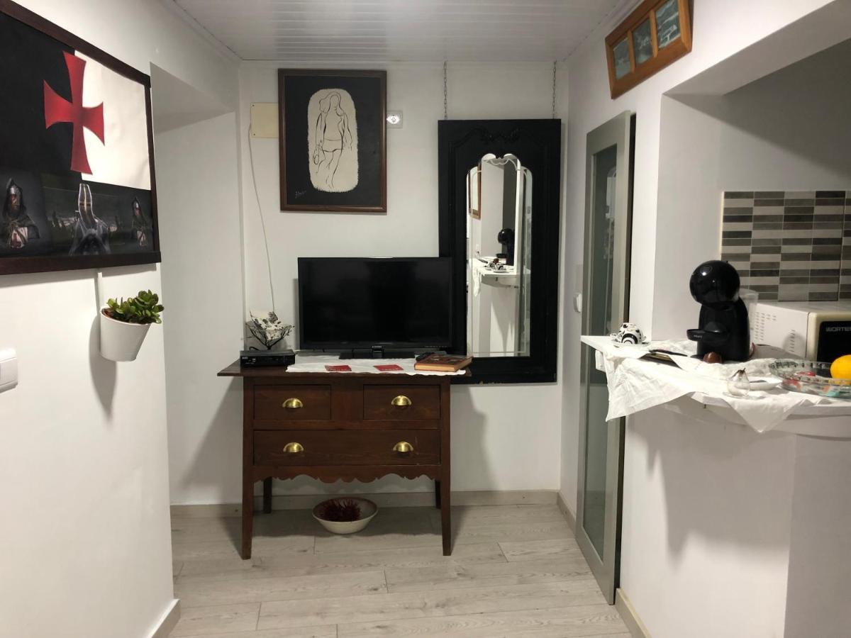 托马尔Pe Do Castelo Casinha - Pet Friendly & Garage别墅 外观 照片